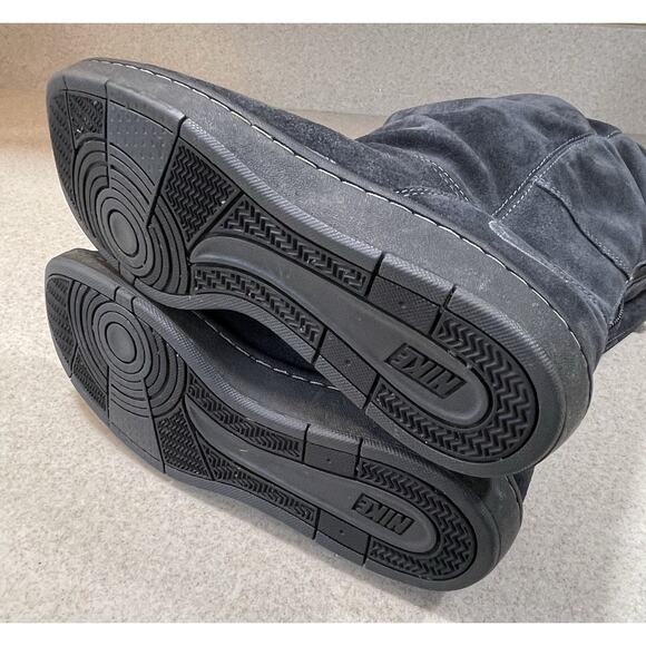 Nike Women's Black Suede Boot/Sneakers Sz 7.5 Back Zipper, Comfy Faux Fur Lining - Picture 6 of 12